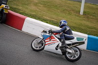 enduro-digital-images;event-digital-images;eventdigitalimages;mallory-park;mallory-park-photographs;mallory-park-trackday;mallory-park-trackday-photographs;no-limits-trackdays;peter-wileman-photography;racing-digital-images;trackday-digital-images;trackday-photos